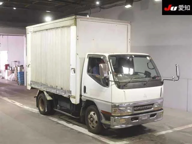 Mitsubishi Fuso Canter  с аукциона в Японии