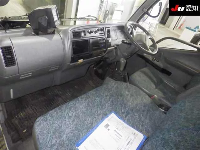 Mitsubishi Fuso Canter  с аукциона в Японии