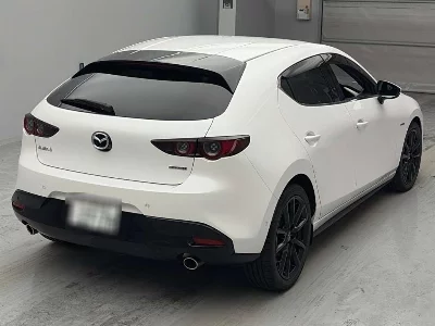 MAZDA MAZDA3 FASTBACK