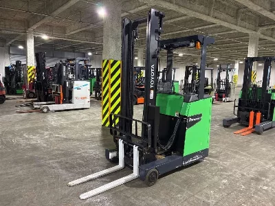 TOYOTA  FORKLIFT 