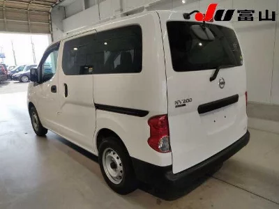 NISSAN NV200 VANETTE VAN