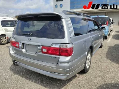 Nissan Stagea