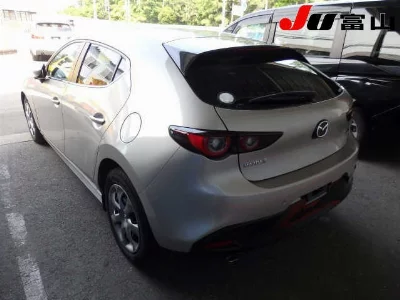 MAZDA MAZDA3