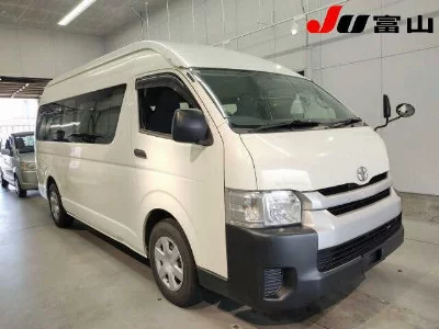 Toyota HiAce Commuter