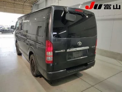 Toyota RegiusAce