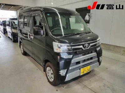 TOYOTA PIXIS VAN