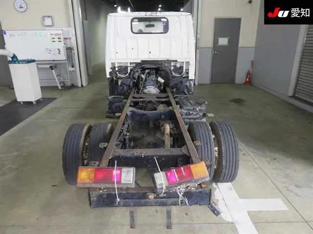 Mitsubishi Fuso Canter  с аукциона в Японии