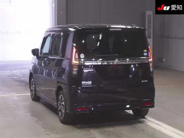Mitsubishi Delica D:2  с аукциона в Японии