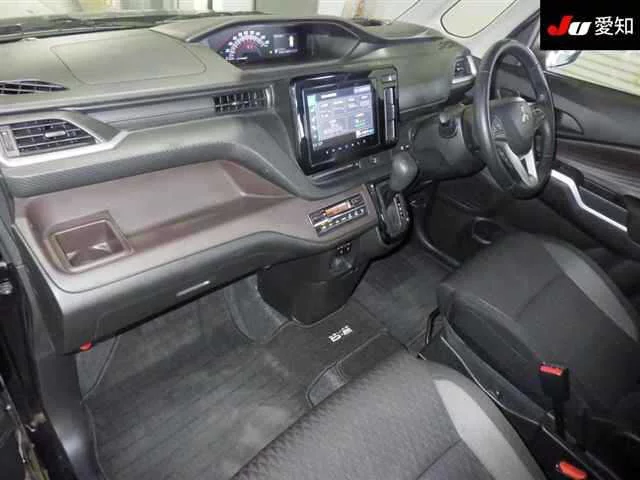 Mitsubishi Delica D:2  с аукциона в Японии