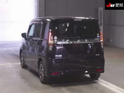 Mitsubishi Delica D:2