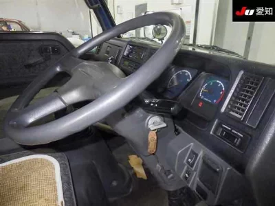Mazda Titan