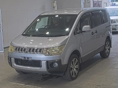 Mitsubishi Delica