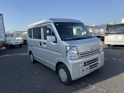 Mitsubishi Minicab