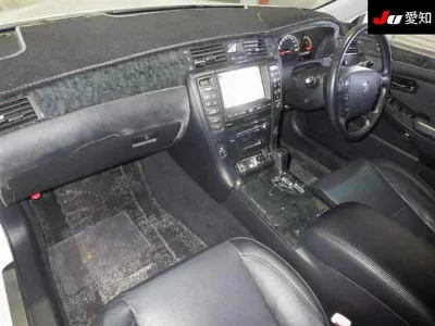 Toyota CROWN ATHLETE