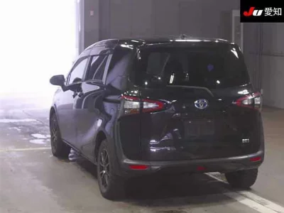 Toyota Sienta