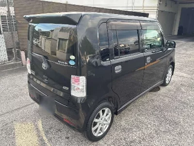 Toyota Pixis Space