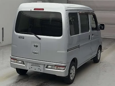 Toyota Pixis Van