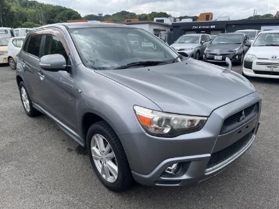Mitsubishi RVR