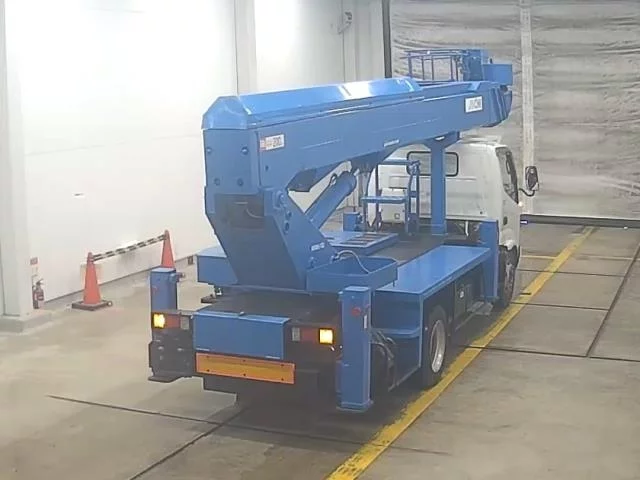 Hino Dutro  с аукциона в Японии