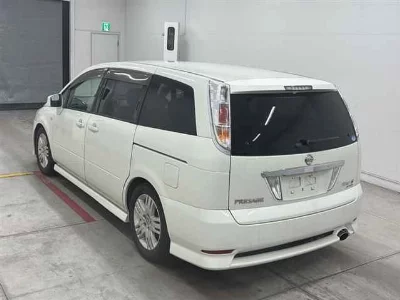 Nissan Presage