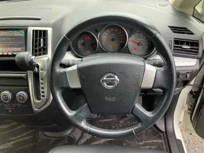 Nissan Presage