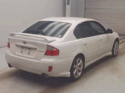 Subaru Legacy B4