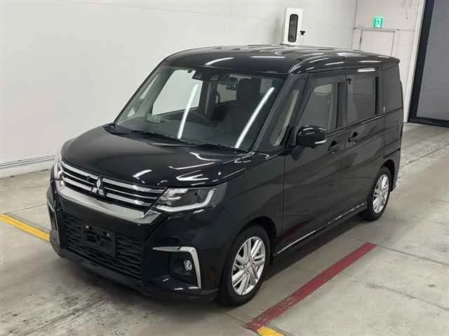 Mitsubishi Delica D:2  с аукциона в Японии