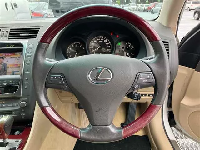 Lexus GS  с аукциона в Японии