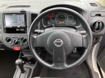 Nissan AD
