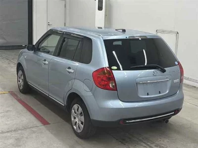 Mazda Verisa