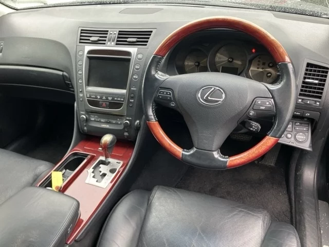 Lexus GS  с аукциона в Японии