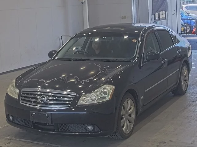 Nissan Fuga  с аукциона в Японии