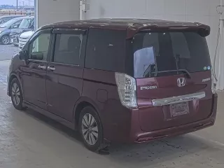 Honda STEPWGN SPADA
