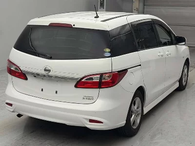 Nissan Lafesta