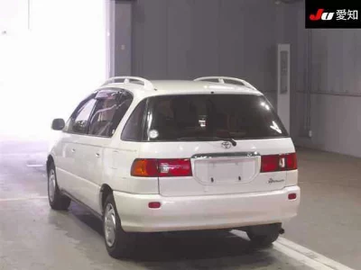 Toyota Ipsum