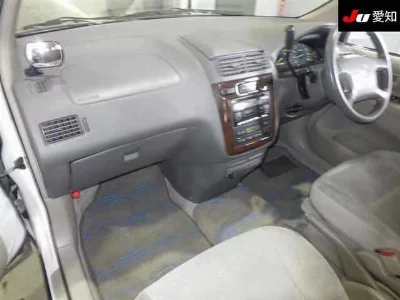 Toyota Ipsum