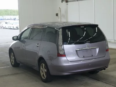 Mitsubishi Grandis