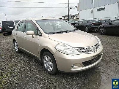 Nissan Tiida Latio