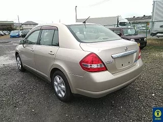 Nissan Tiida Latio