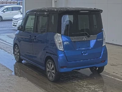 Mitsubishi eK X Space