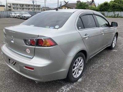 Mitsubishi Galant Fortis