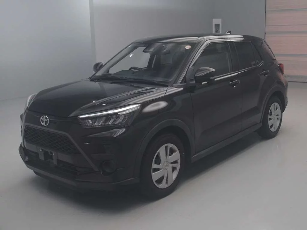 Toyota Raize  с аукциона в Японии