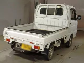 Nissan NT100 Clipper