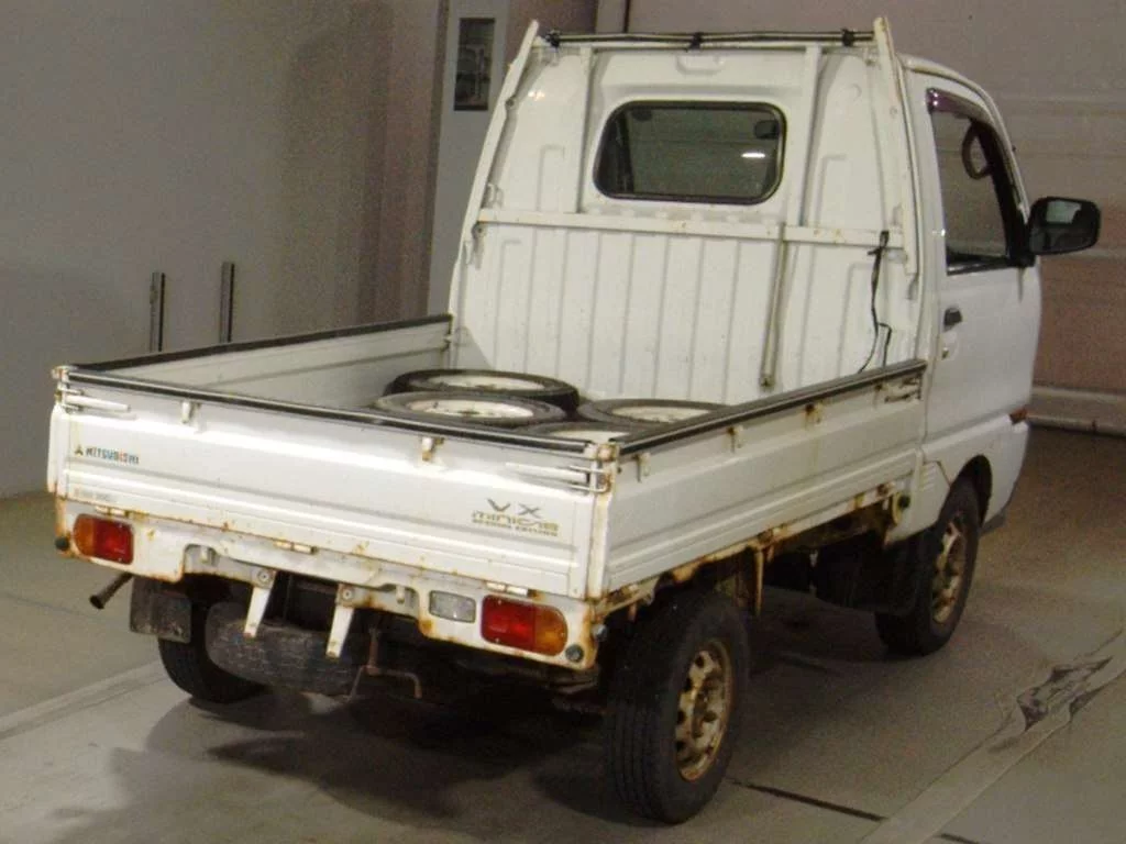 Mitsubishi Minicab Truck  с аукциона в Японии