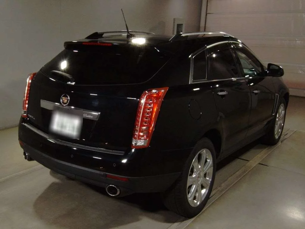 Cadillac SRX  с аукциона в Японии