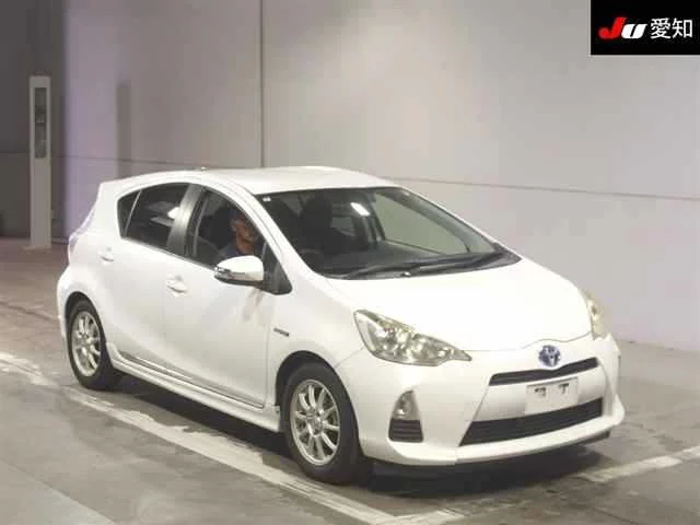 Toyota Aqua  с аукциона в Японии