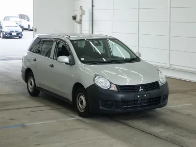 Mitsubishi LANCER CARGO
