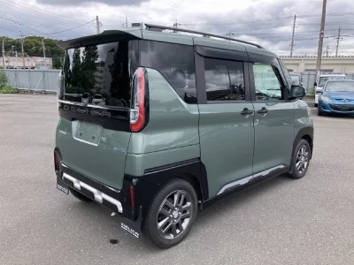 Mitsubishi Delica Mini