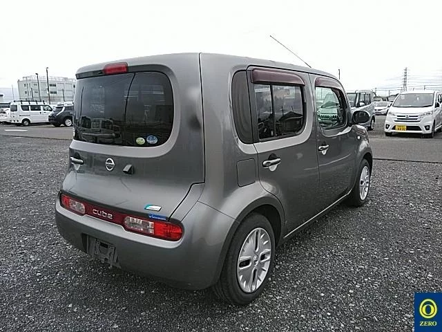 Nissan Cube  с аукциона в Японии