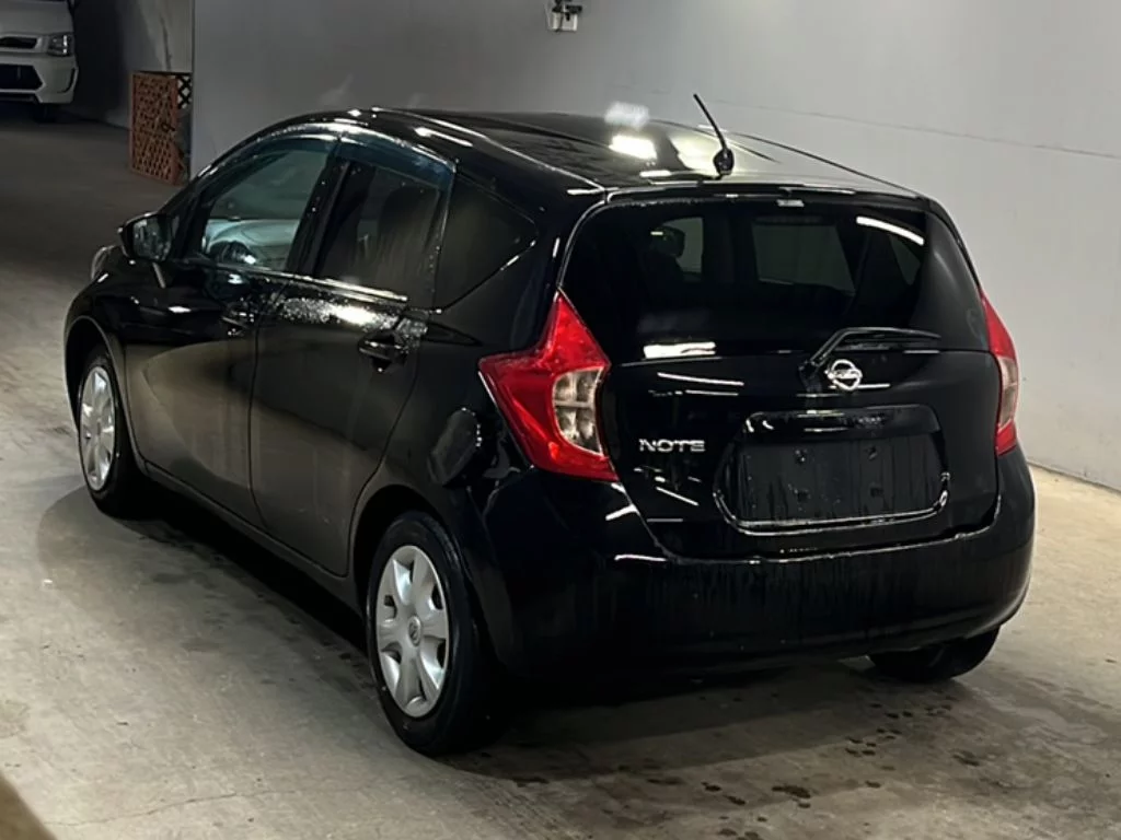 Nissan Note  с аукциона в Японии